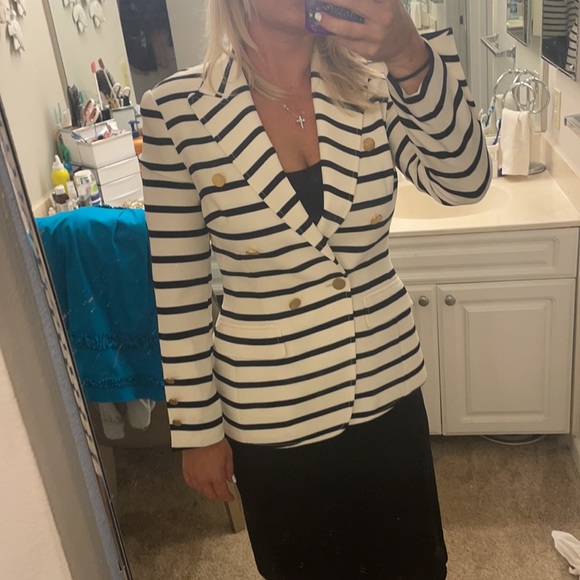 Escada Jacket - Picture 3 of 4